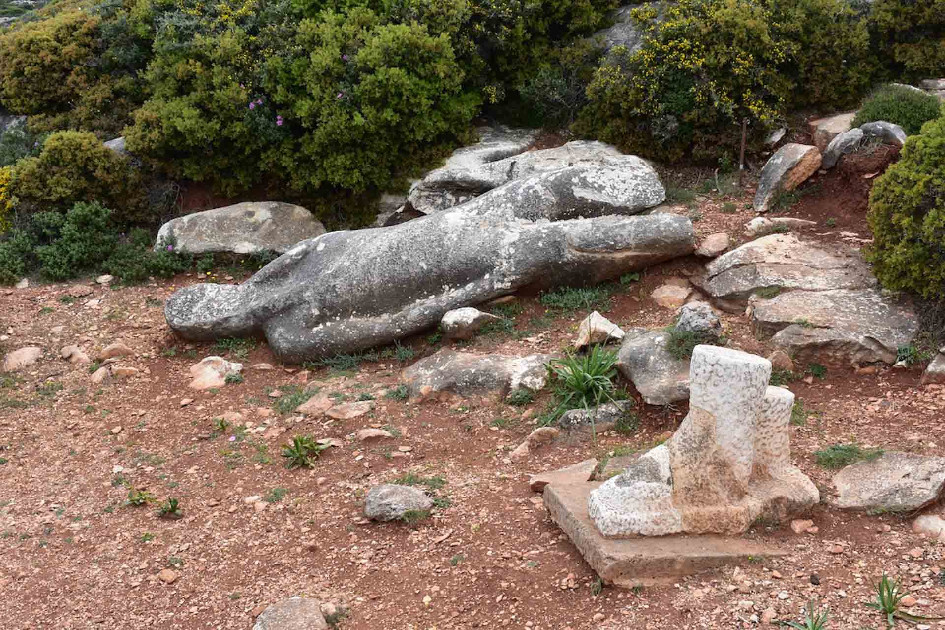 Naxos sightseeing tour with private taxi