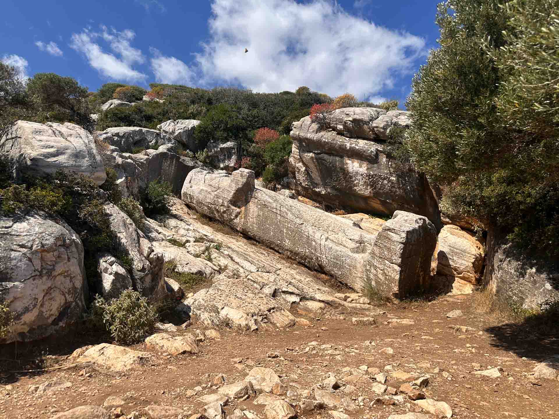Naxos sightseeing tour with private taxi